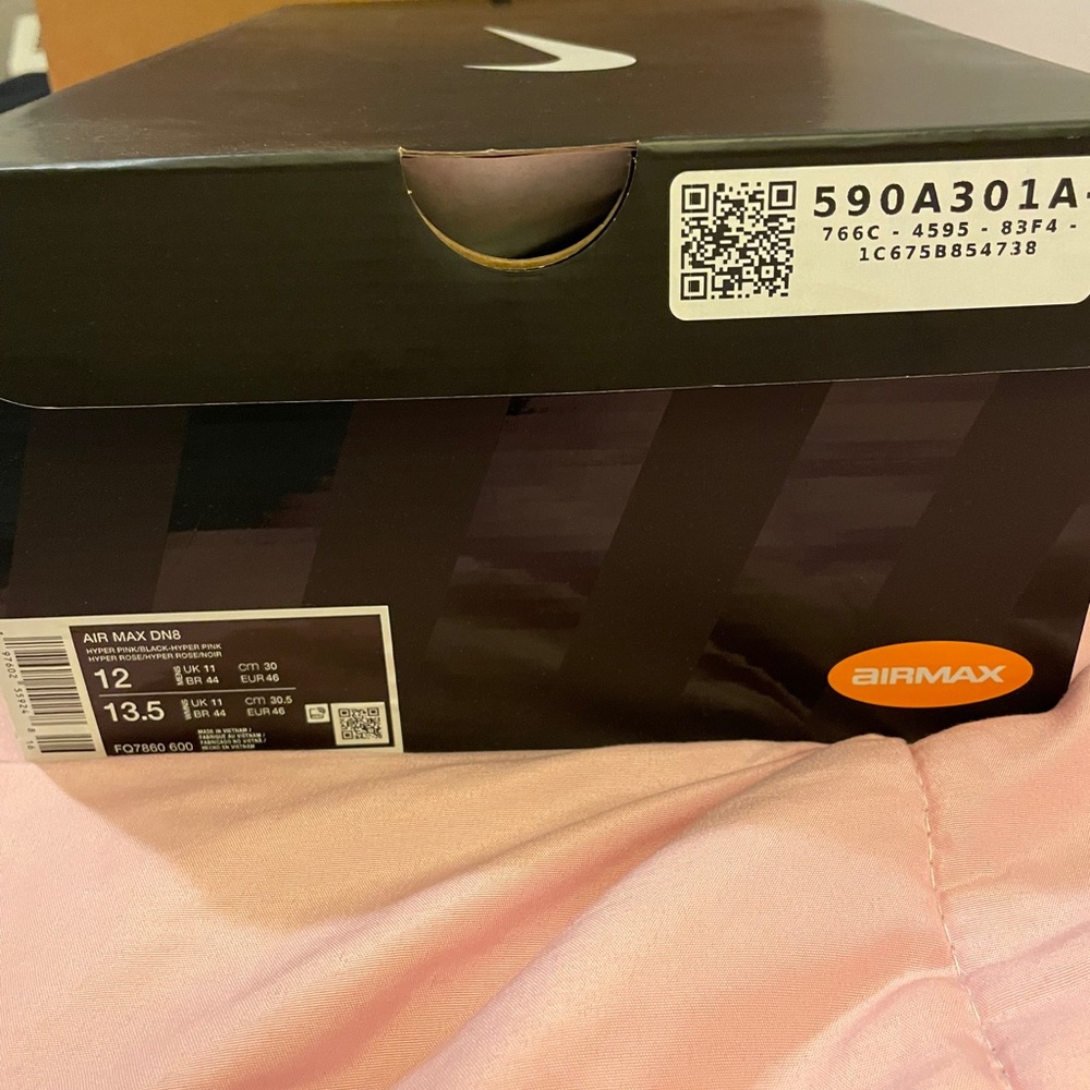 Nike Air Max DN8 Athletic Shoes